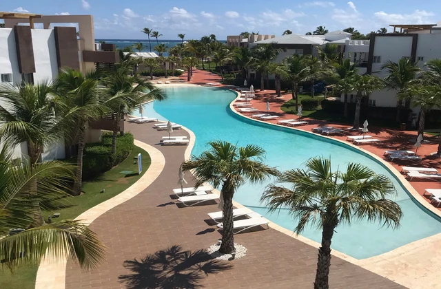 Radisson Blu Resort Residence Punta Cana Piscine 1